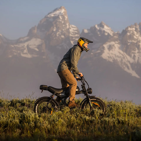 EMOKO C93 Vélo électrique style cyclomoteur | 75 N·m Tout-terrain et pneus larges